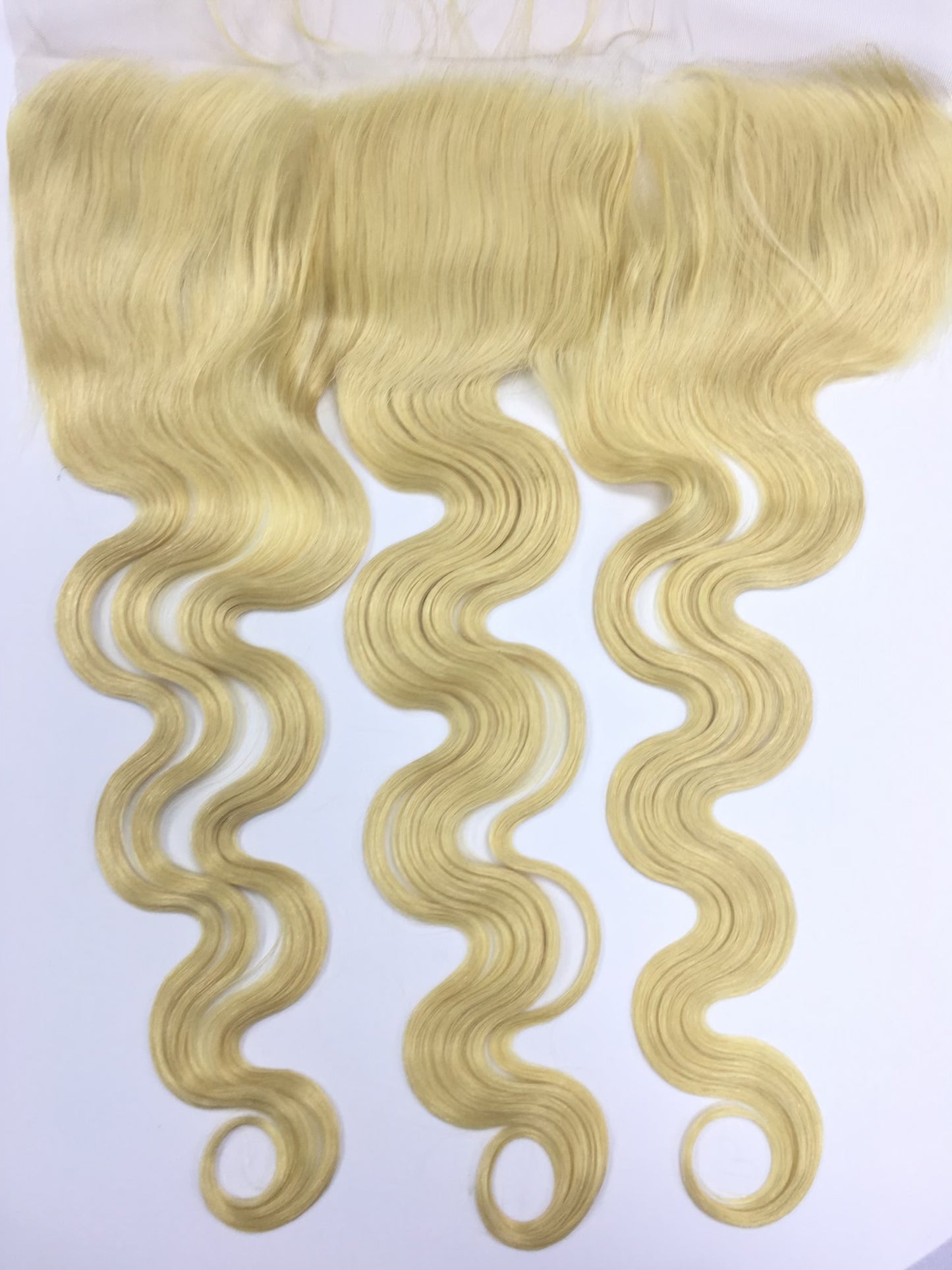 Body Wave Frontal – 613 Blonde